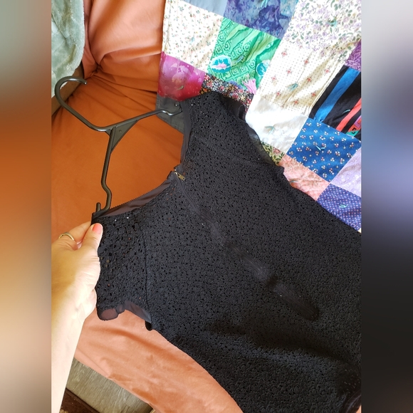 NWOT banana Republic full lace overlay top - Picture 13 of 16